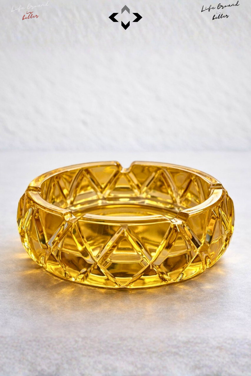 Premium Cam Küllük Modelleri: Lüks Mekanların Vazgeçilmez Dekoratif Küllük Seçenekleri